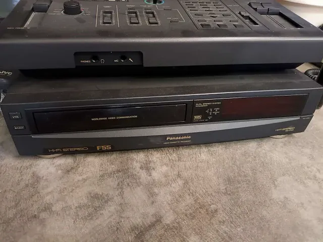 Diverse tv-video-hifi elektro. 6 stuks - afbeelding 4 van  7