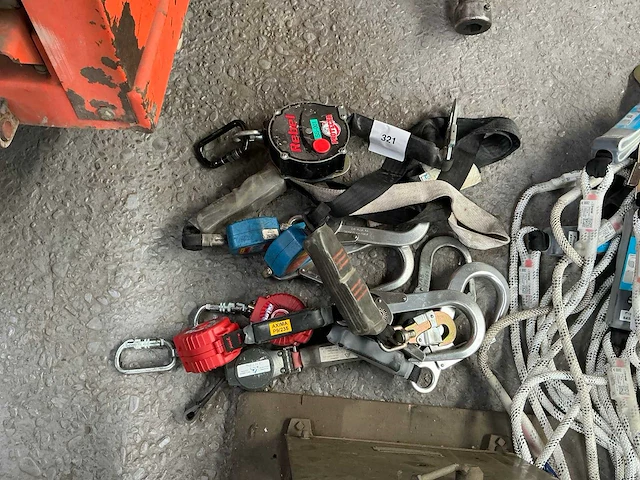 Diverse val-stopapparaten (6x) - afbeelding 1 van  4
