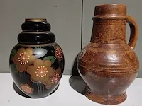 Diverse vazen (2 st)