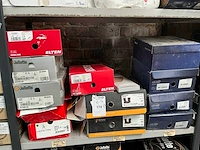 Diverse veiligheidsschoenen/laarzen (21x) - afbeelding 2 van  7