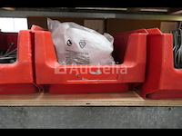 Diverse verbruiksartikelen en gereedschappen - afbeelding 14 van  23