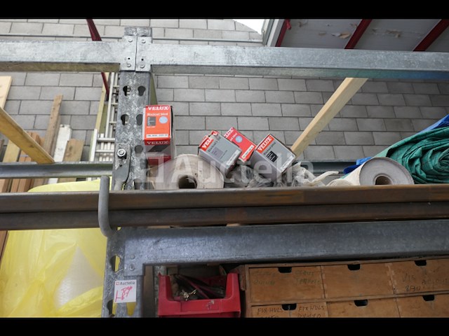 Diverse verbruiksartikelen en gereedschappen - afbeelding 18 van  23