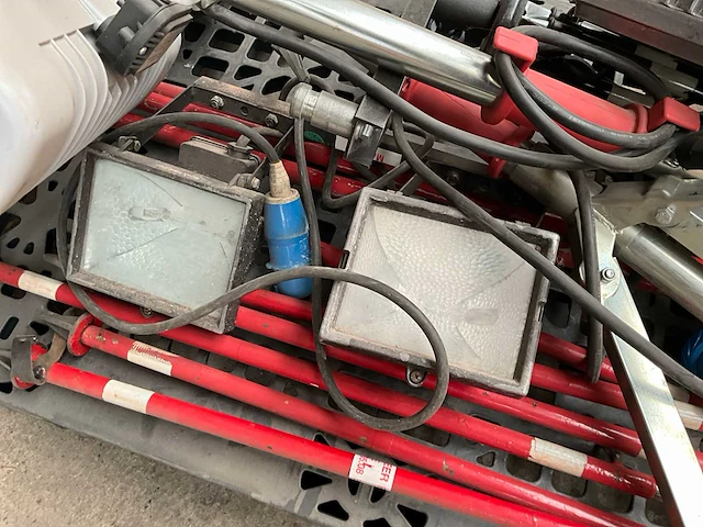 Diverse verlichting en statieven - afbeelding 2 van  11
