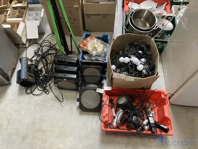 Diverse verlichting en toebehoren - afbeelding 1 van  10