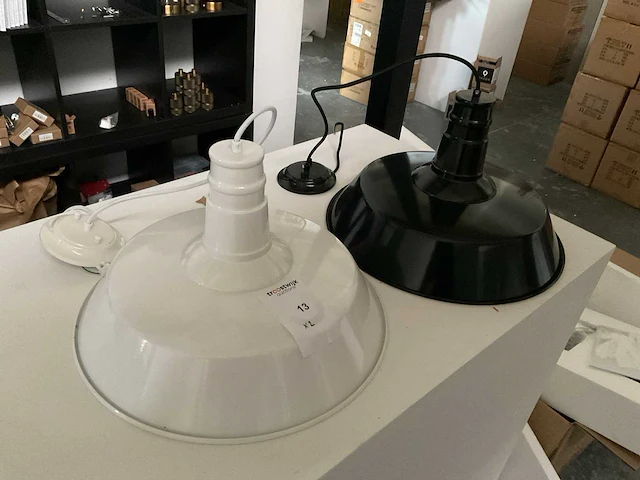 Diverse verlichtingen - afbeelding 1 van  5