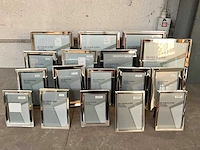 Diverse verzilverde fotolijsten (17x) - afbeelding 1 van  8