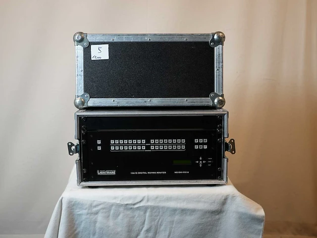 Diverse video apparatuur - lightware - mx-dvi-fr16 - afbeelding 1 van  2