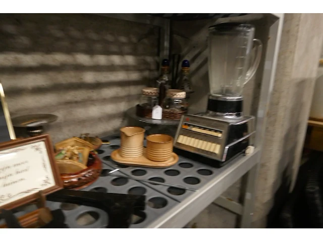 Diverse vintage decoratieve items - afbeelding 4 van  8