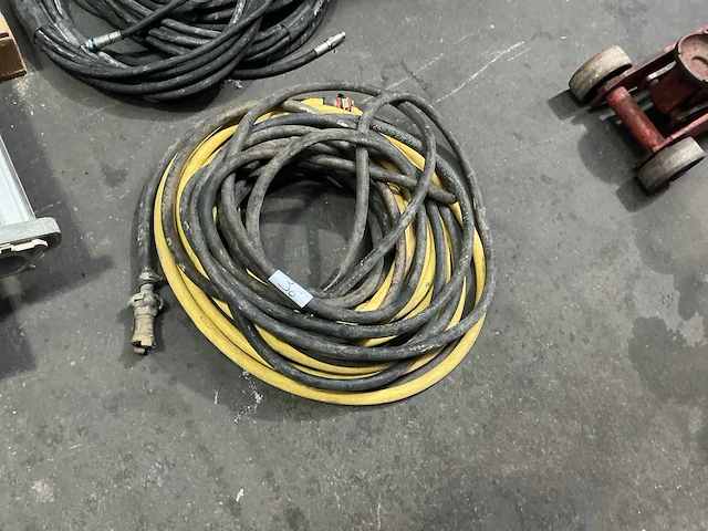 Diverse waterslangen (2x) - afbeelding 2 van  3