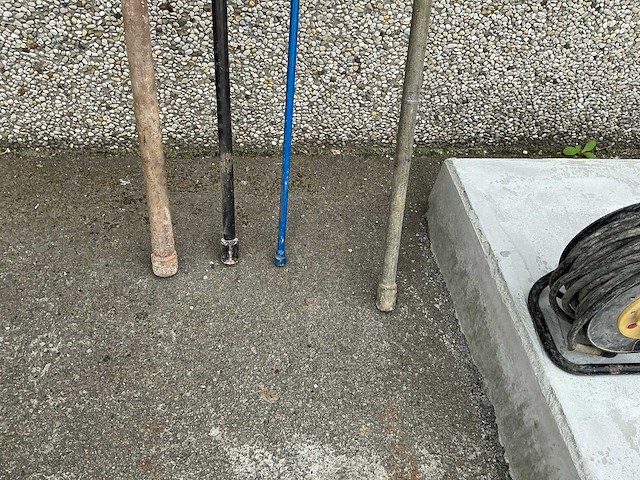 Diverse watersleutels (4x) - afbeelding 3 van  3