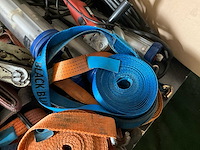 Diverse werkgereedschappen/matrialen - afbeelding 10 van  31