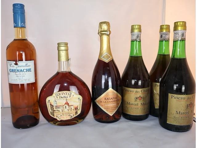 Diverse wijnen en dranken (x20) - afbeelding 6 van  18