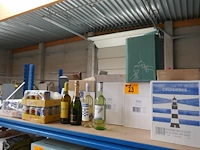 Diverse wijnen, likeuren en dranken - afbeelding 1 van  5