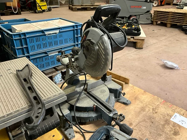 Diverse zaagmachines (4x) - afbeelding 6 van  6