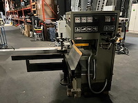 Diverse zaagmachines vertongen p04 - afbeelding 14 van  19