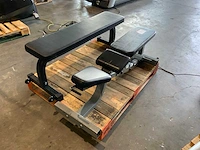 Diversen 2x benches krachtstation - afbeelding 2 van  4