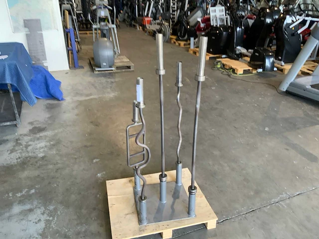 Diversen 5x 50mm stangen krachtstation - afbeelding 3 van  3
