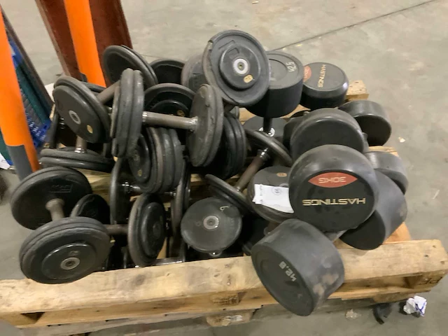 Diversen dumbbells krachtstation - afbeelding 3 van  6