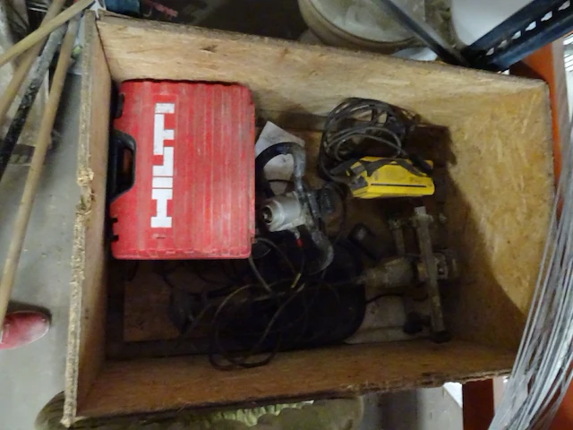 Diversen gereedchap - afbeelding 2 van  7
