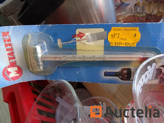 Diversen partij: thermo, karaf, glazen, tupperware, ijscoupes, 6 trappistenglazen, skimmer, messen, documentbreker - afbeelding 7 van  12