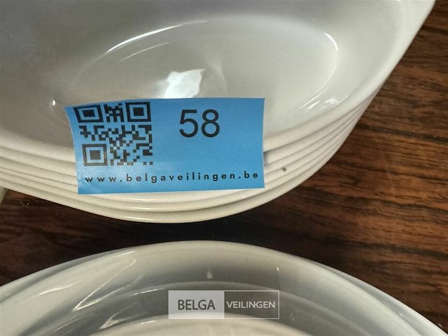 Diversen schalen en borden - afbeelding 5 van  5