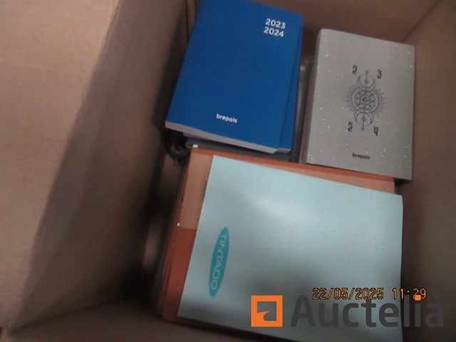 Diversen schoolmateriaal - afbeelding 3 van  4