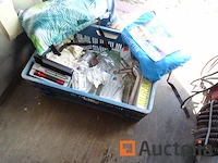 Diversen set: bril, spaghettitang, 2 gezwollen strandpoefs... - afbeelding 2 van  13