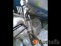 Diversen set: bril, spaghettitang, 2 gezwollen strandpoefs... - afbeelding 4 van  13