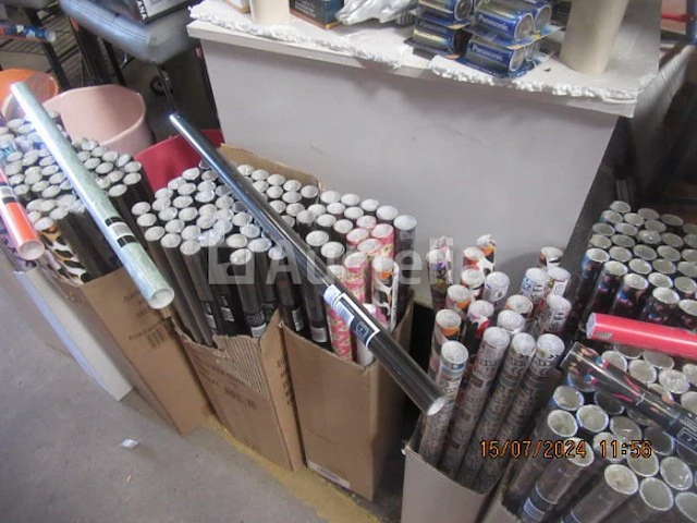 Diversen/set van +-200 papierrol - afbeelding 1 van  5