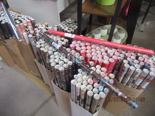 Diversen/set van +-200 papierrol - afbeelding 5 van  5