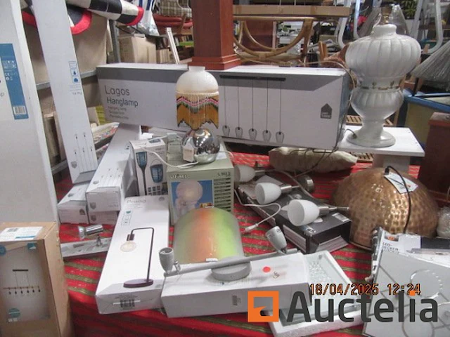 Diversen/set van +-25 diverse armaturen - afbeelding 5 van  5