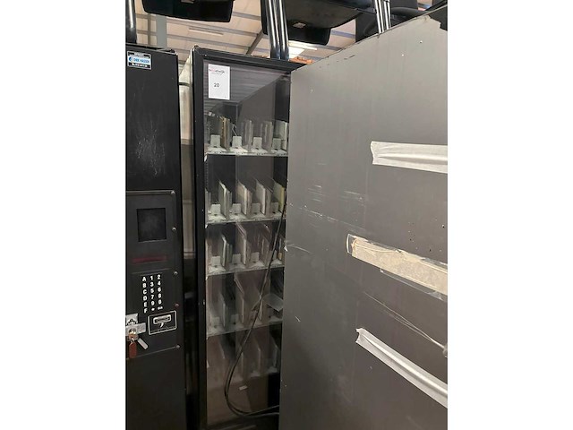 Dixie - narco - verkoopautomaat - afbeelding 2 van  4