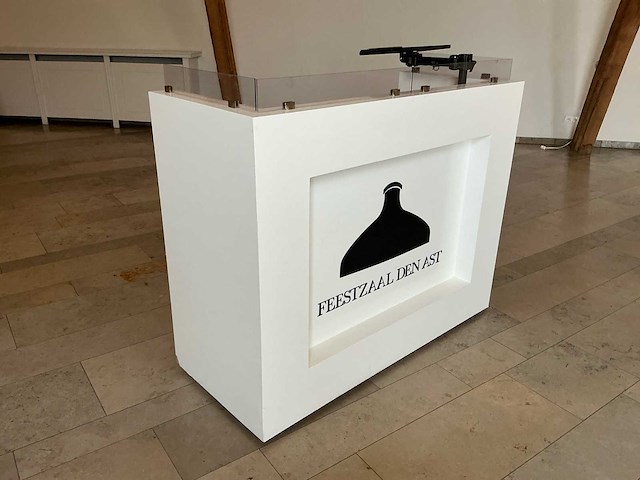 Dj-booth - afbeelding 1 van  7