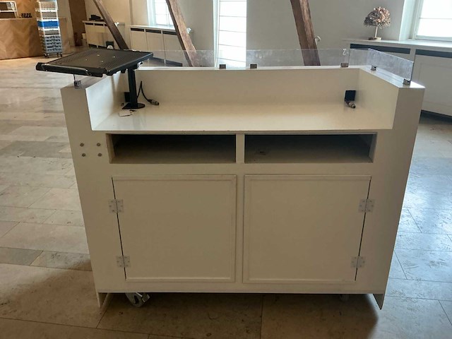 Dj-booth - afbeelding 4 van  7