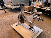 Dkg utility 61 spinningbike - afbeelding 2 van  4