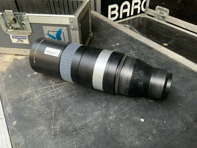 Dlp 1.5-3.0-1 projectie lens - afbeelding 1 van  4