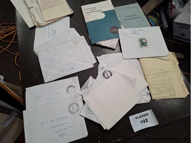 Documenten - afbeelding 1 van  2