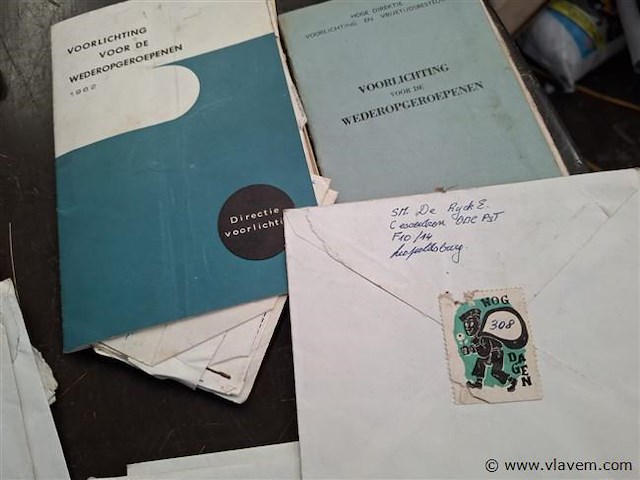 Documenten - afbeelding 2 van  2