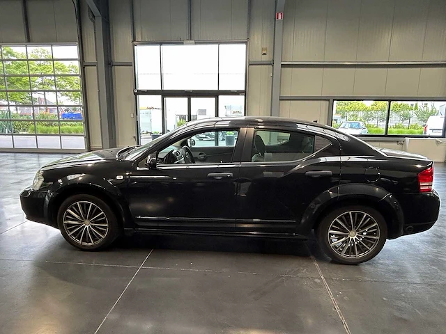 Dodge - 2009 - avenger - personenauto - afbeelding 1 van  19
