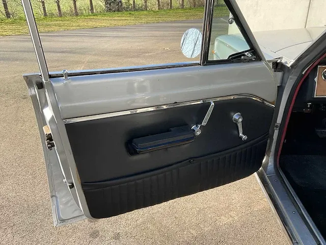 Dodge 3700 gt - afbeelding 6 van  21