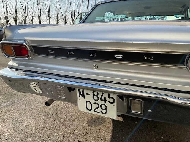 Dodge 3700 gt - afbeelding 11 van  21