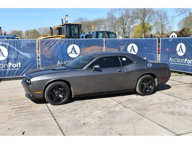 Dodge challenger 3.6l benzine - afbeelding 1 van  1