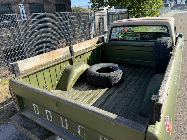 Dodge d-100 fleedside pick-up 1970 - afbeelding 15 van  82
