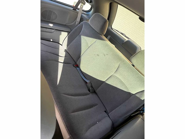 Dodge grand caravan automatic 3.8 benzine/lpg 7zitplaatsen - afbeelding 2 van  18
