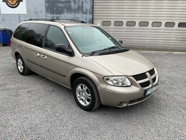 Dodge grand caravan automatic 3.8 benzine/lpg 7zitplaatsen - afbeelding 1 van  18