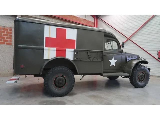 Dodge legertruck wc 54 ambulance - afbeelding 5 van  67