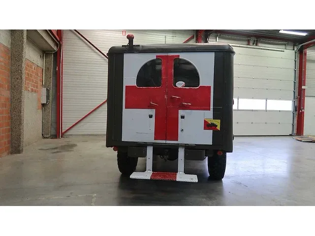 Dodge legertruck wc 54 ambulance - afbeelding 10 van  67