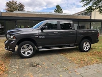Dodge ram 1500 benzine + lpg 365pk 2019 - afbeelding 1 van  1
