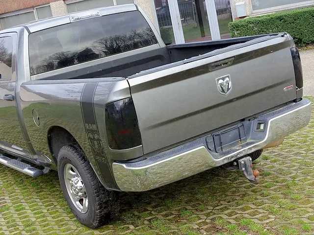 Dodge ram 2500 'heavy duty' cummings 6.7l turbo diesel - afbeelding 4 van  46