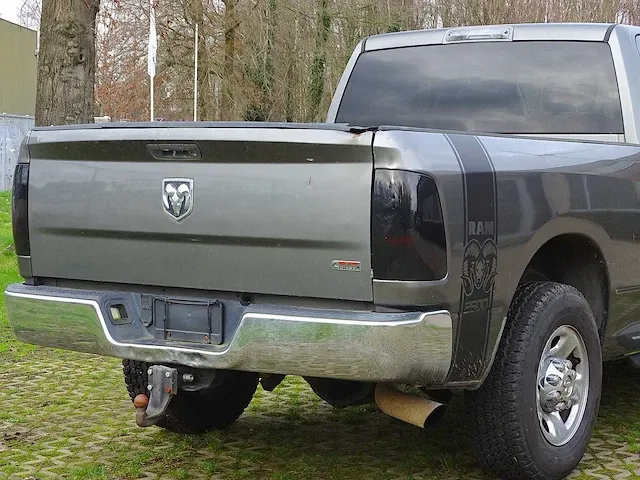 Dodge ram 2500 'heavy duty' cummings 6.7l turbo diesel - afbeelding 5 van  46